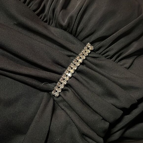Black size 8 Betsy & Adam Evening Gown - Picture 6 of 6